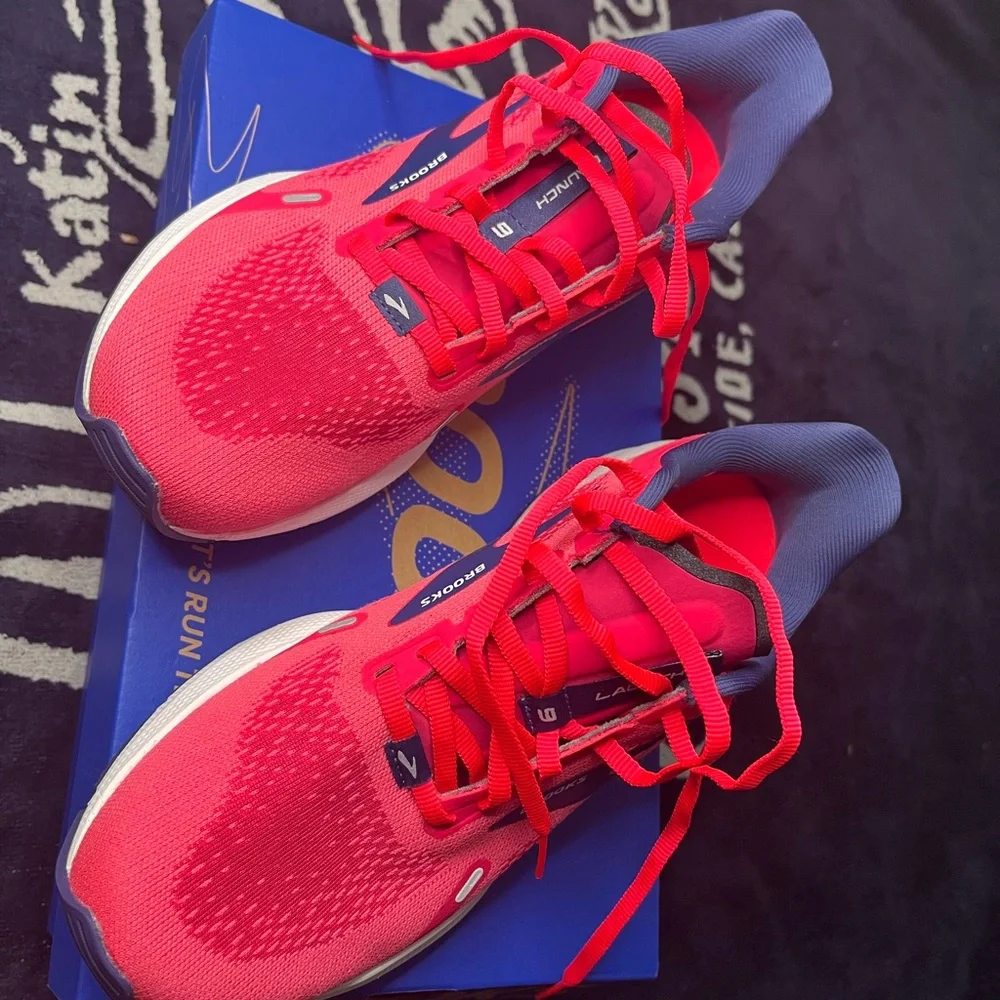 Brooks Neon Pink and Navy Running Shoes - Picture 2 of 7